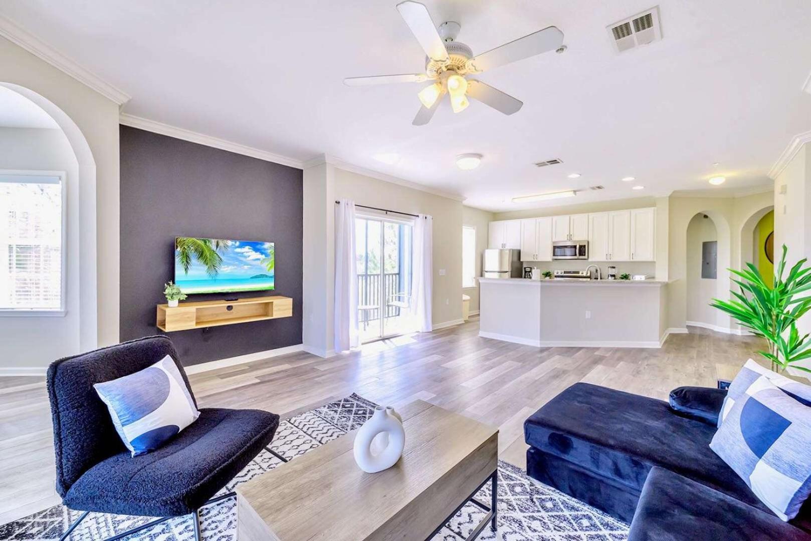 Cozy 2Br Condo - Private Balcony - Near Disney Orlando Eksteriør bilde