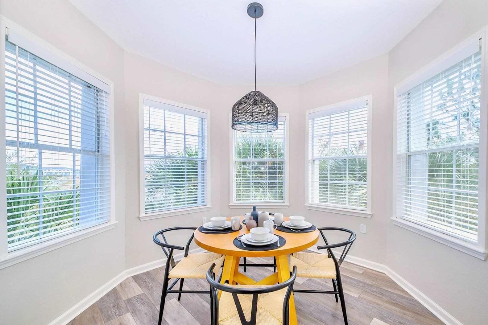 Cozy 2Br Condo - Private Balcony - Near Disney Orlando Eksteriør bilde